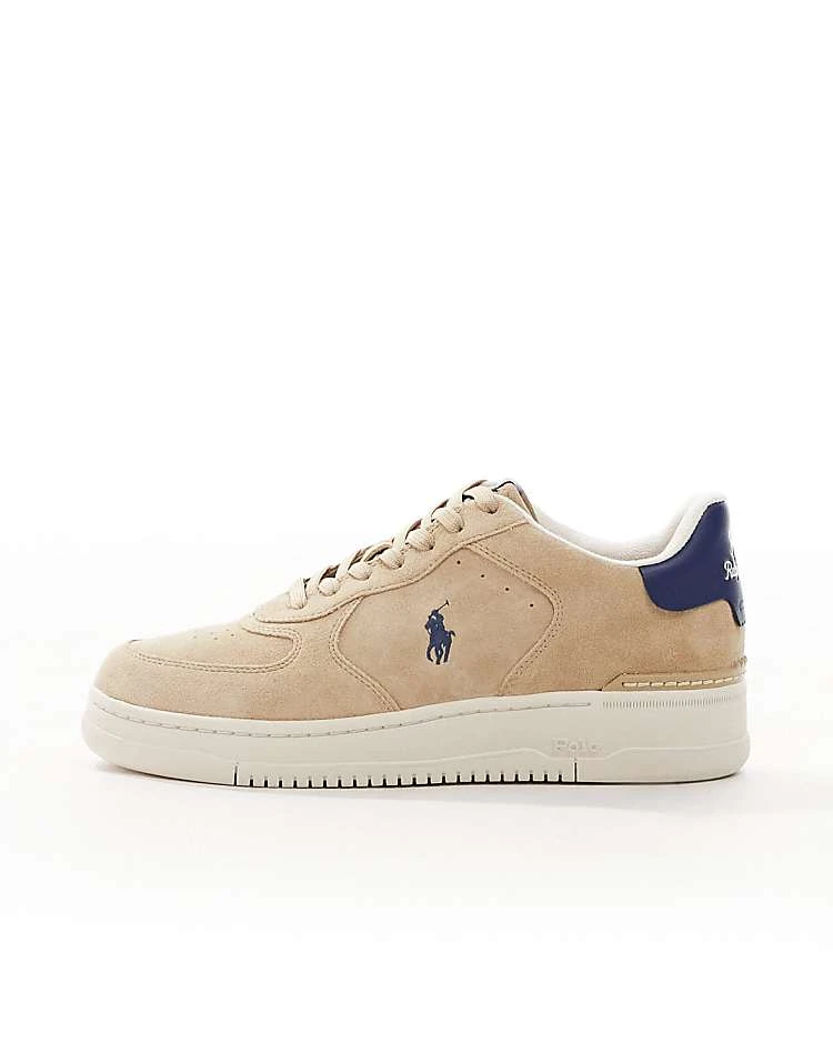 Polo Ralph Lauren Masters Court Suede Trainer In Light Tan With Navy Logo For Men Bone/light Navy - Image 2