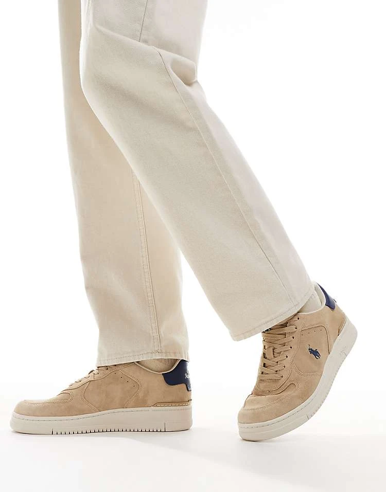 Polo Ralph Lauren Masters Court Suede Trainer In Light Tan With Navy Logo For Men Bone/light Navy - Image 5